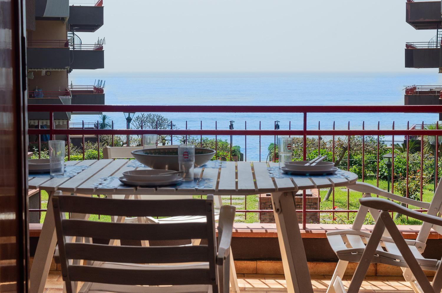 Beach House Blue Holiday Letojanni Dış mekan fotoğraf
